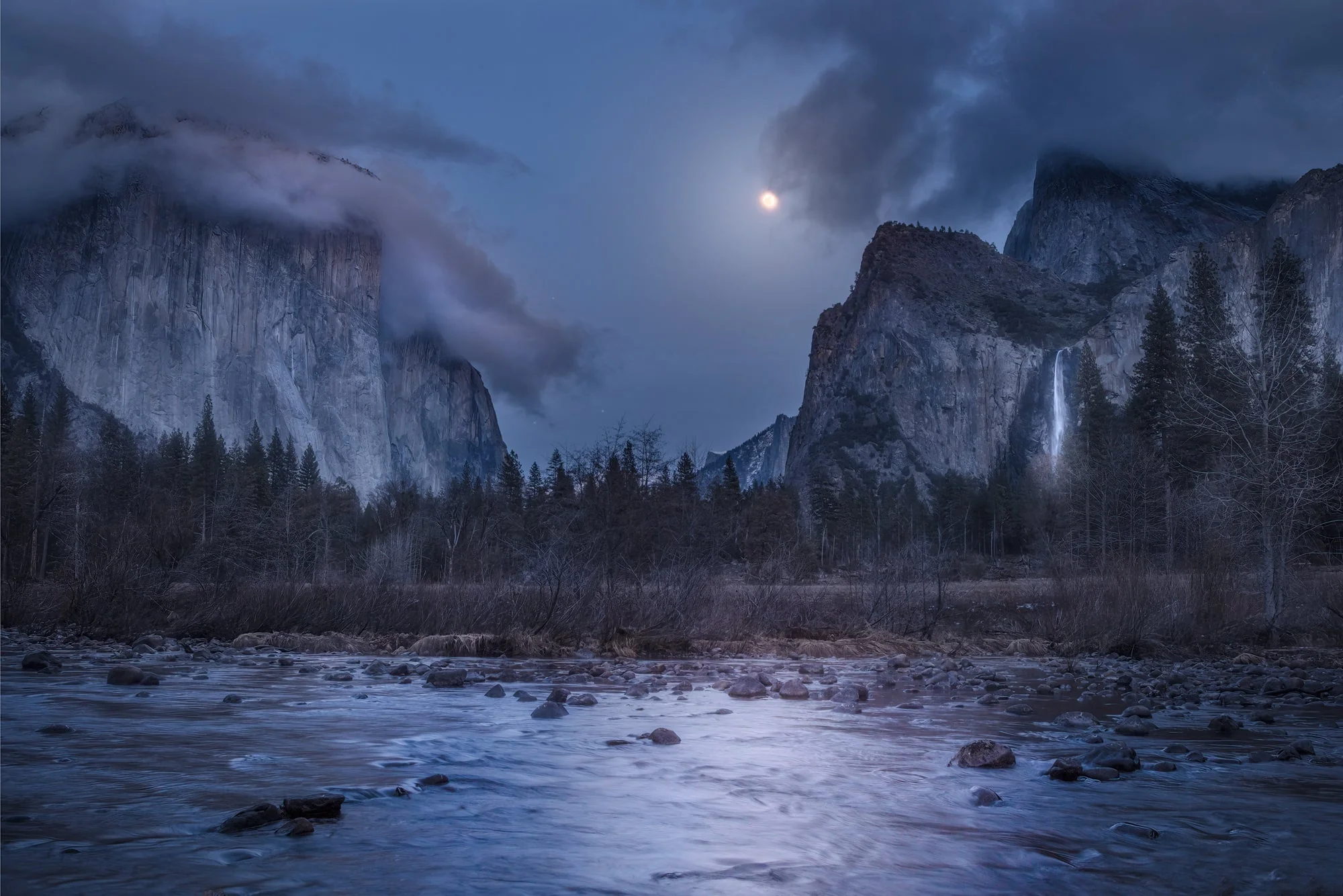 Gates of the Valley (moonrise)